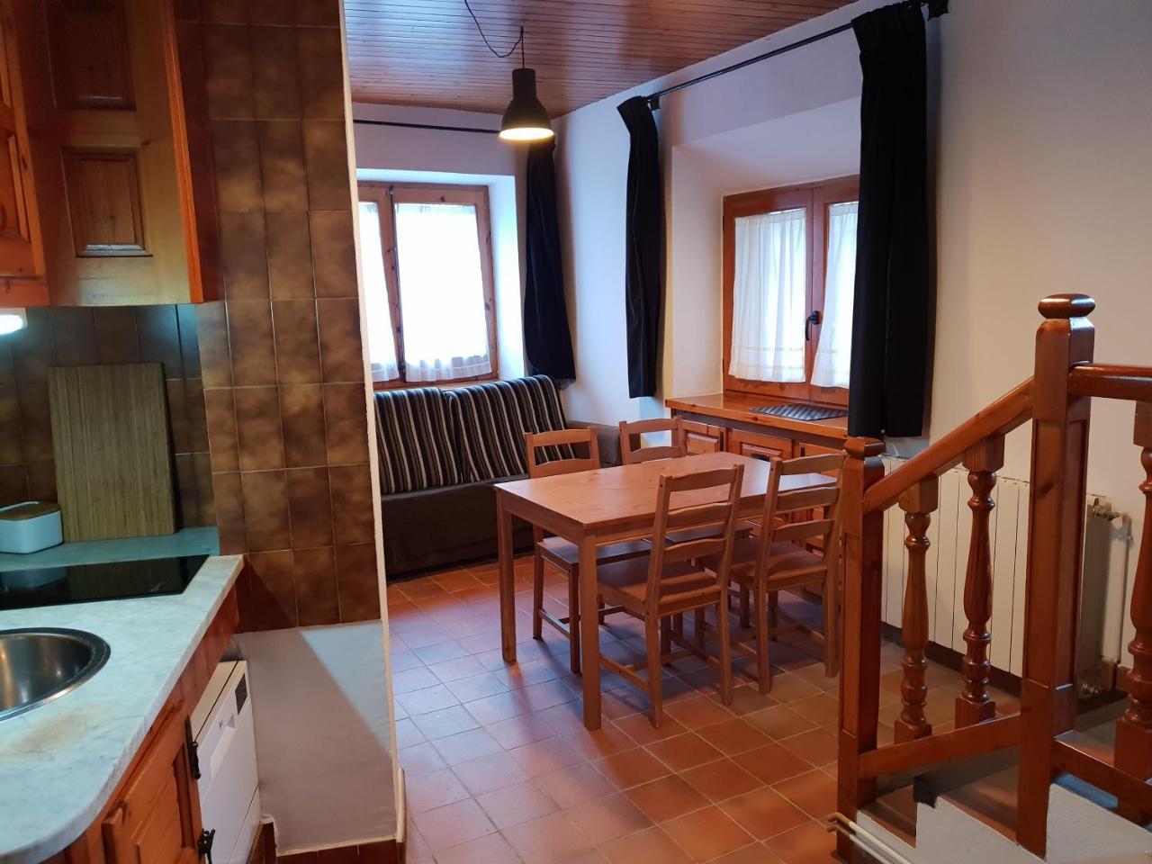 Apartaments Can Bundanci Setcases Kültér fotó